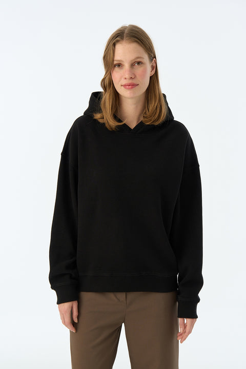 Pure Form Hoodie - Black