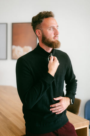 Sossu Pure Form Quarter - Zip Sweatshirt - Black